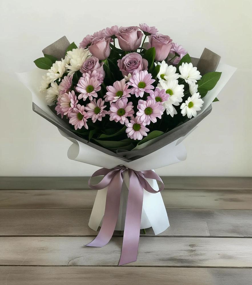 Букет цветов из: Хризантемы и Розы в Тамале