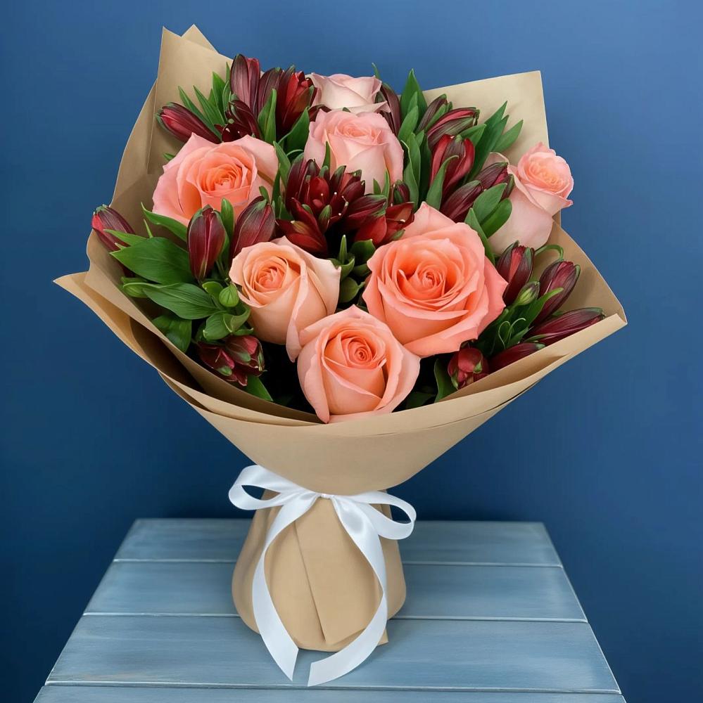 Букет цветов из: Розы и Альстромерии в Тамале