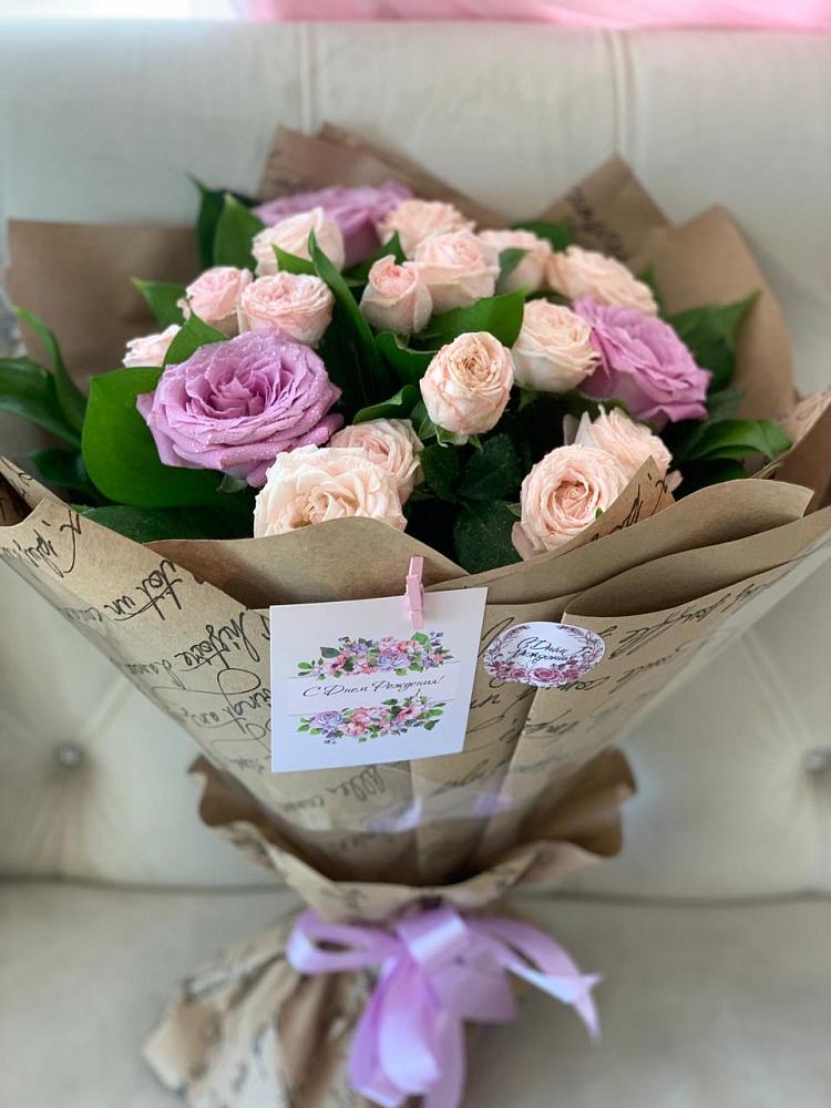 Букет цветов из: Розы в Тамале