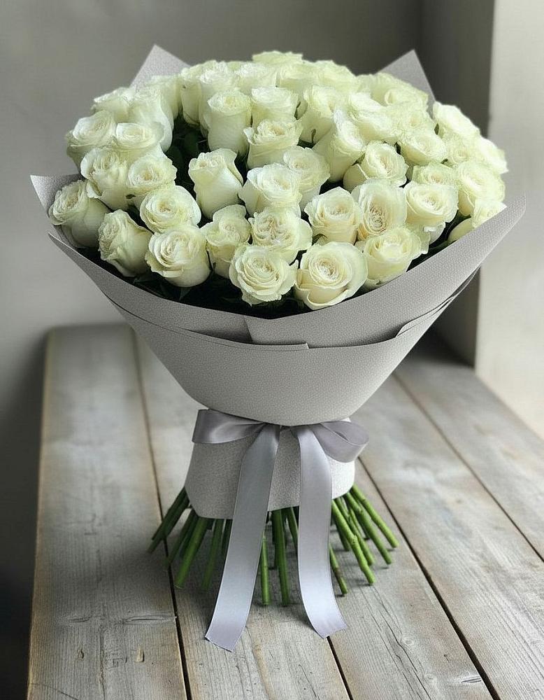 Букет 35 Белых роз в Тамале