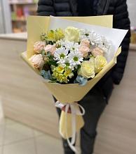 Букет цветов из:  Альстромерии, Розы и Хризантемы в Тамале