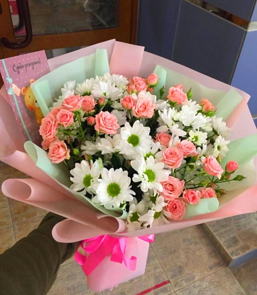 Букет цветов из: Розы и Хризантемы в Тамале