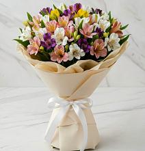 Букет цветов из:  Альстромерии в Тамале