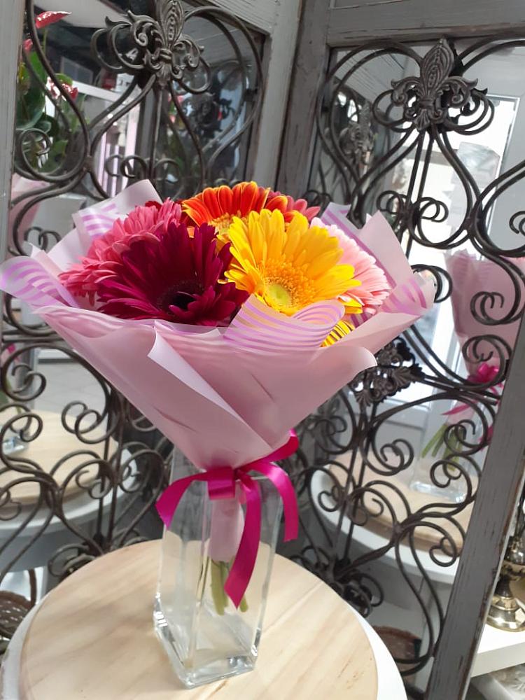 Букет цветов из: Герберы в Тамале