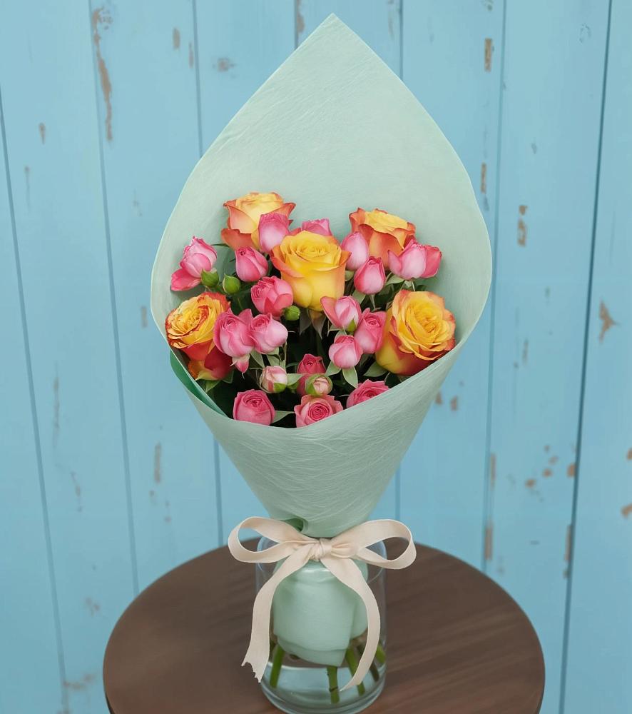 Букет цветов из: Розы в Тамале