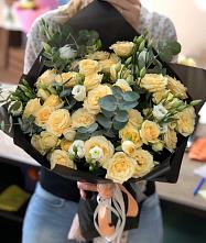 Букет цветов из:  Розы и Лизиантусы #REPLACE_PRED# Тамале