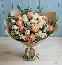 Букет цветов из:  Альстромерии и Розы в Тамале